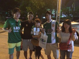 タイ　サッカー　観戦